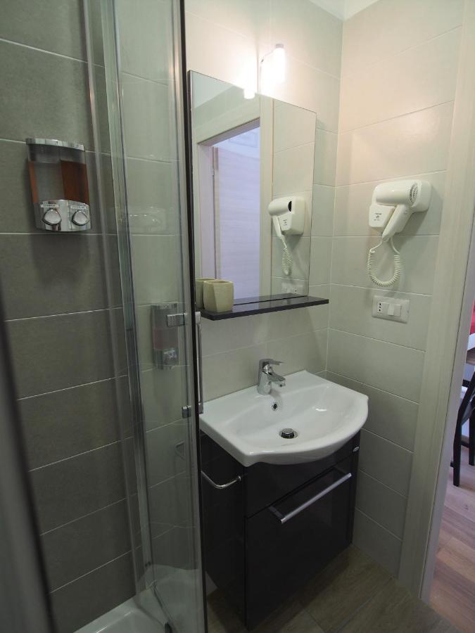נאפולי Bella Vita Rooms מראה חיצוני תמונה